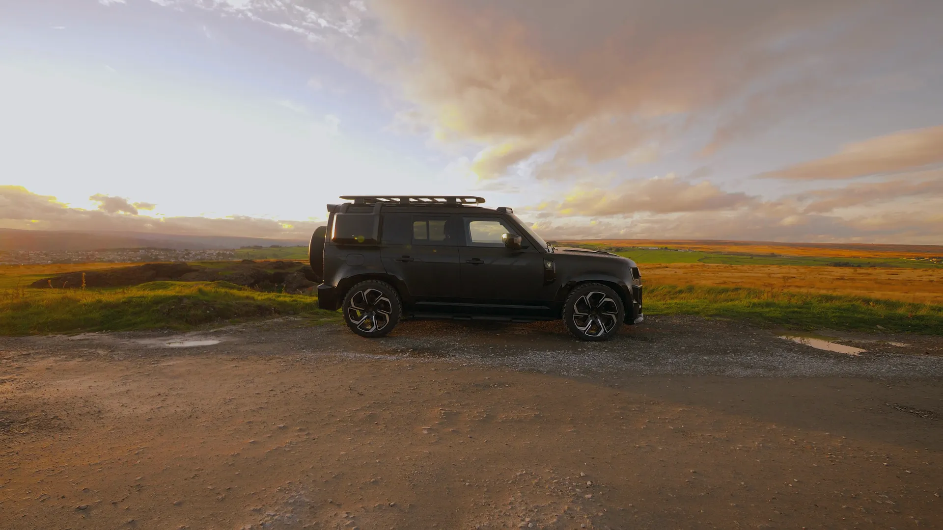 Land Rover Defender 110
