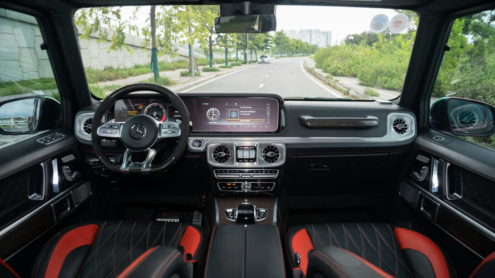 Панель G 63 и руль AMG